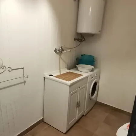 Vila Li Conchi 27 *